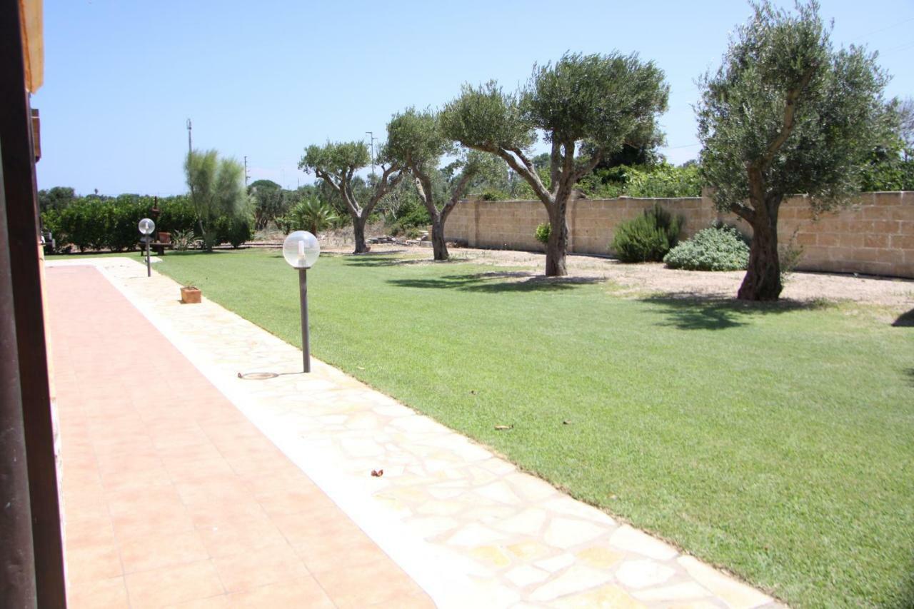 Vila Il Casale Di Zio Marco Torre Chianca Exteriér fotografie